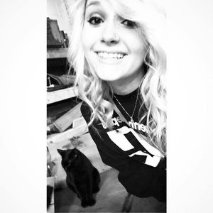 Meet your Posher, Megan